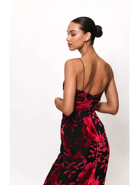 Tylia Ruched Maxi Dress in Black/Red Chinoiserie Bouquet Light Wear