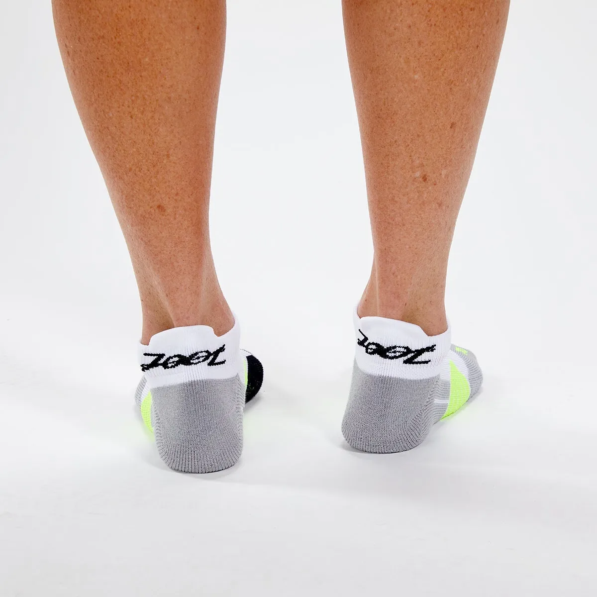 Unisex No Show Medium Cushion Sock - White
