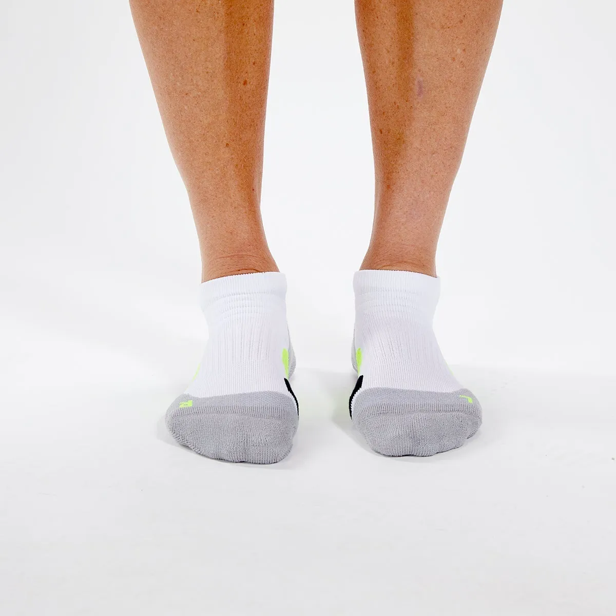 Unisex No Show Medium Cushion Sock - White