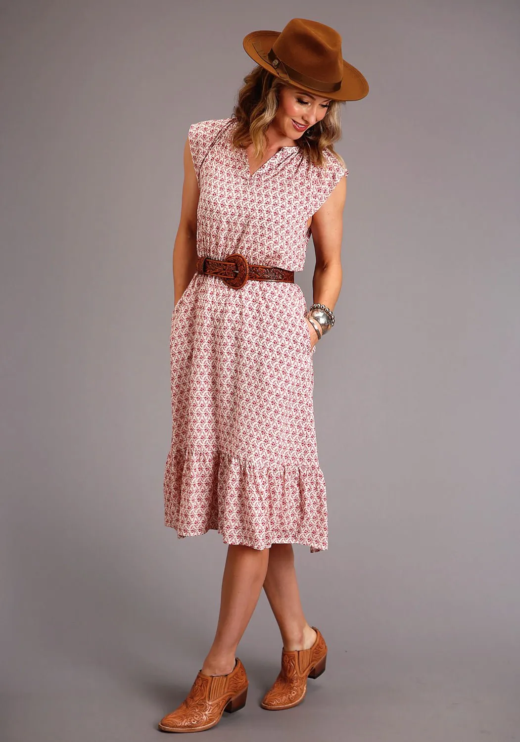 Comfort Stretch Weave Stetson Womens Red Rayon/Nylon Cottage Floral S/S Dress