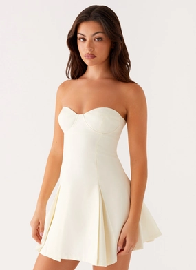 Victoria Strapless Mini Dress - Butter Date Outfit Velvet-Edge Office Casual Victoria Strapless Mini Dress - Butter