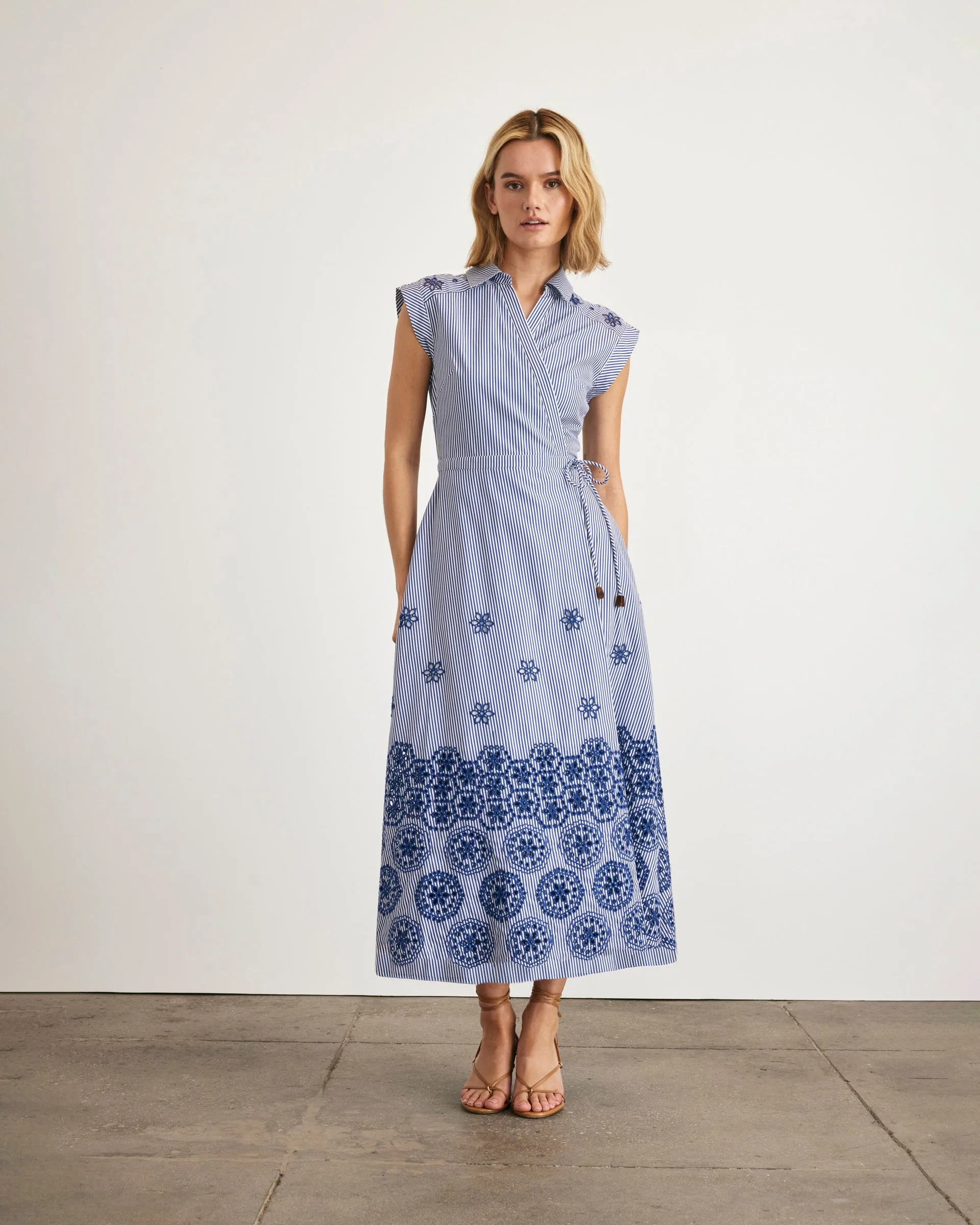 WrinkleResistantFinish Smooth Shape Midi Shivon Dress