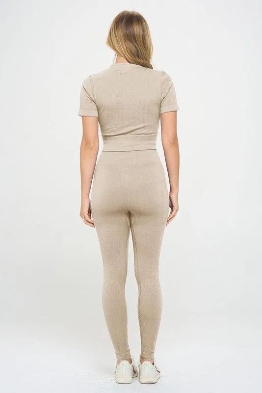 Women's Activewear - 2 Piece Ribbed Seamless Zip up Jacket