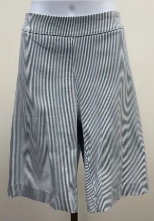 Women's Time And Tru Shorts, Medium