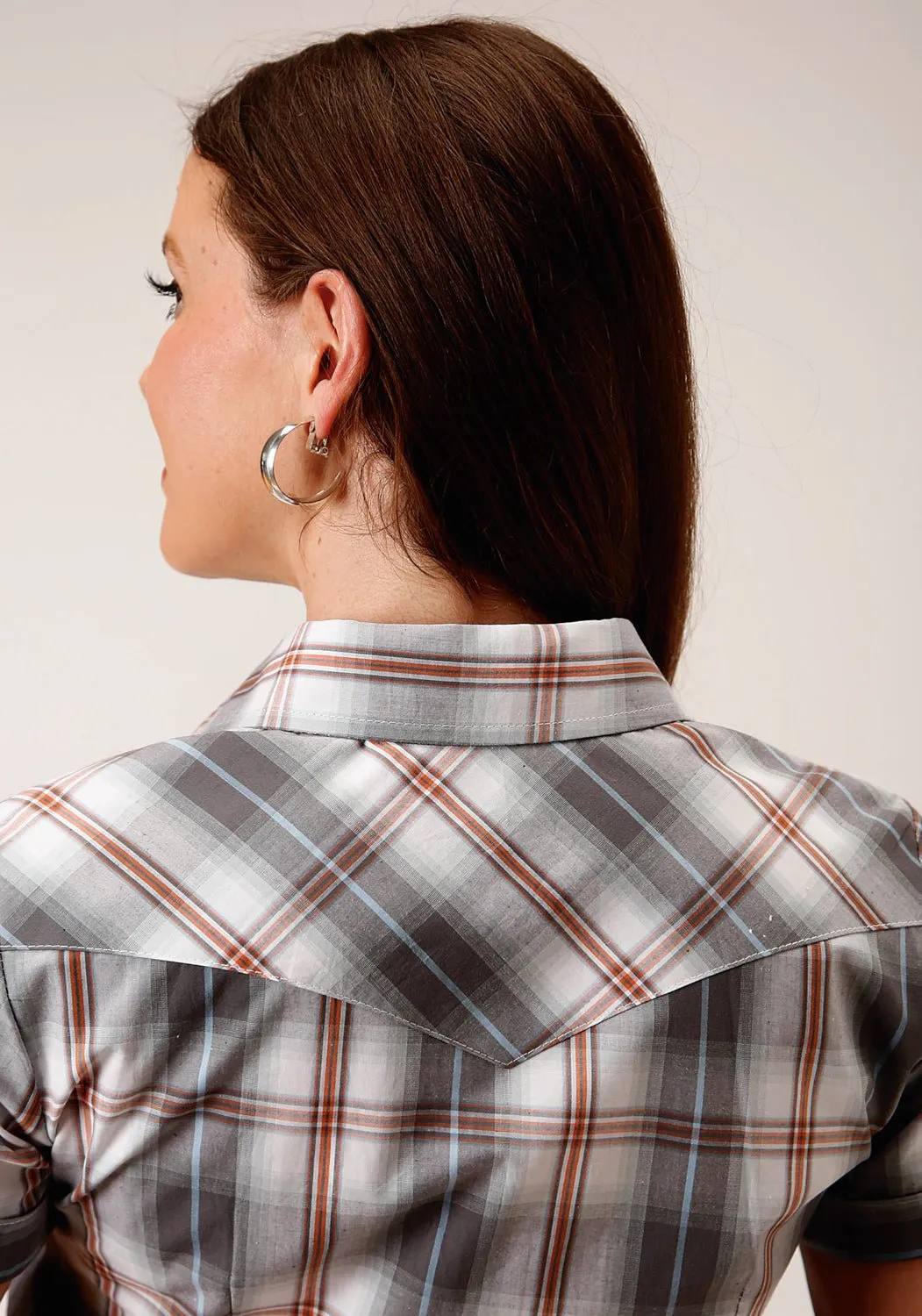 Seasonal Collection Roper Womens Grey 100% Cotton Smokey Plaid BD S/S Button Shirt