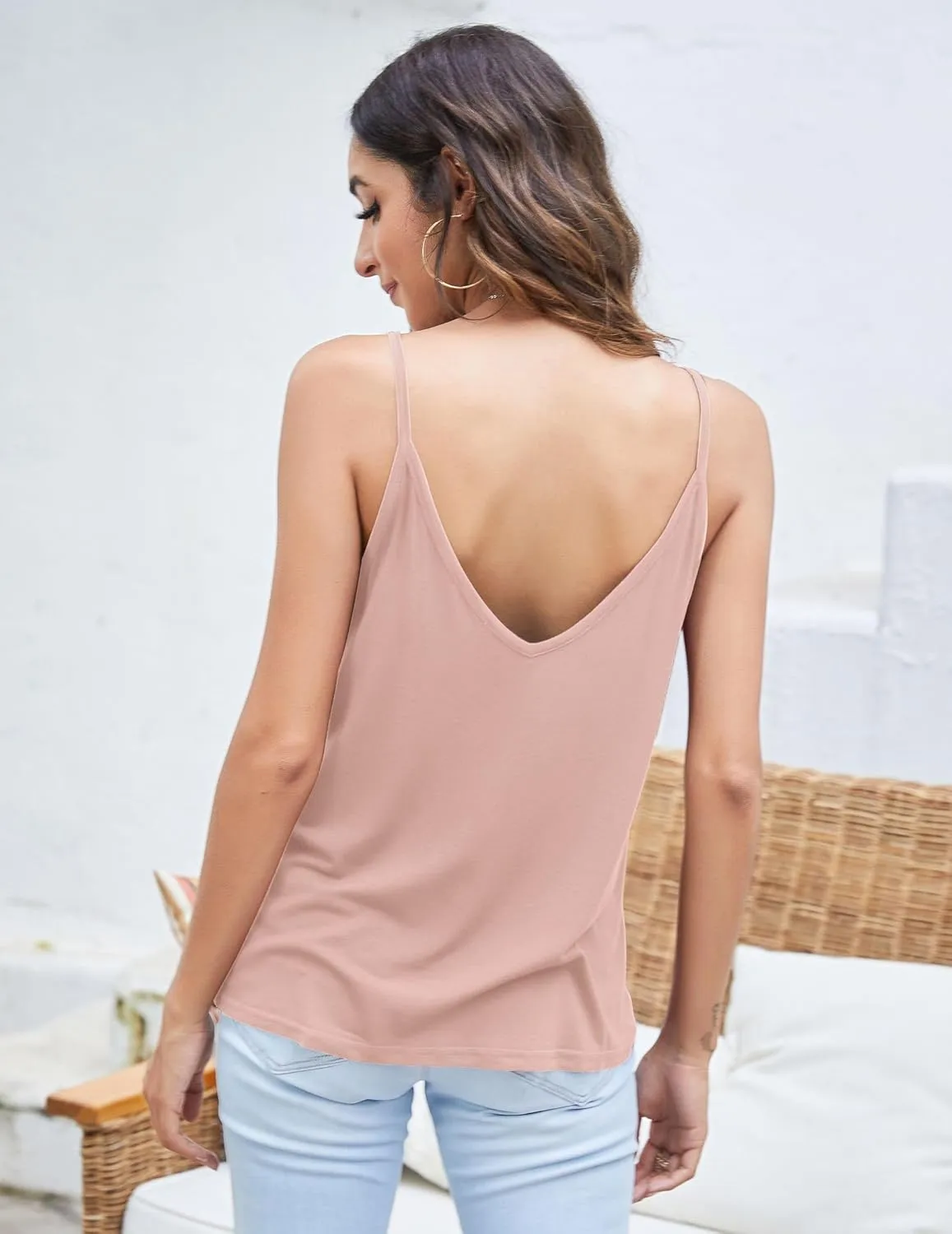 Zeagoo Tank Top V-Neck Sleeveless Summer Tops (DE Only)