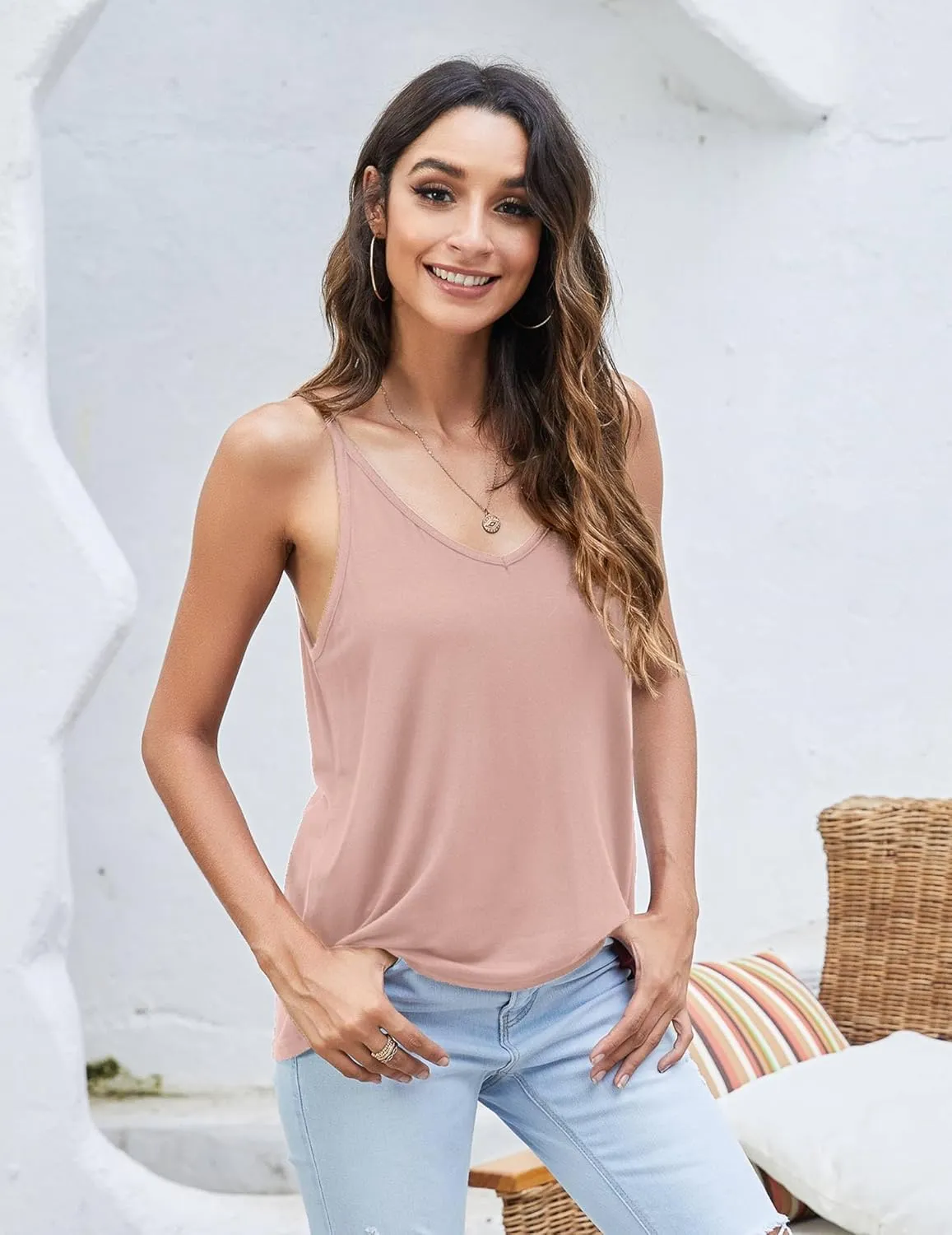 Zeagoo Tank Top V-Neck Sleeveless Summer Tops (DE Only)